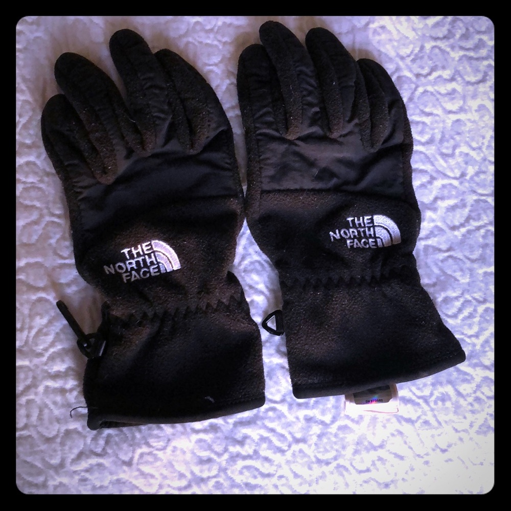 Women’s North Face Gloves